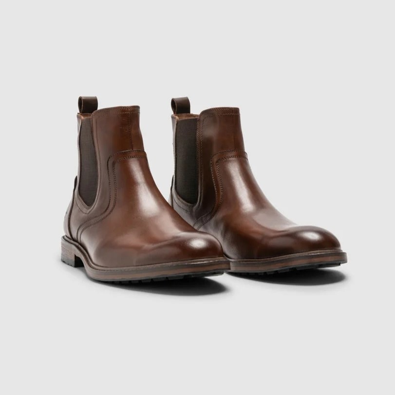Rodd & Gunn men's brown leather chelsea boots.