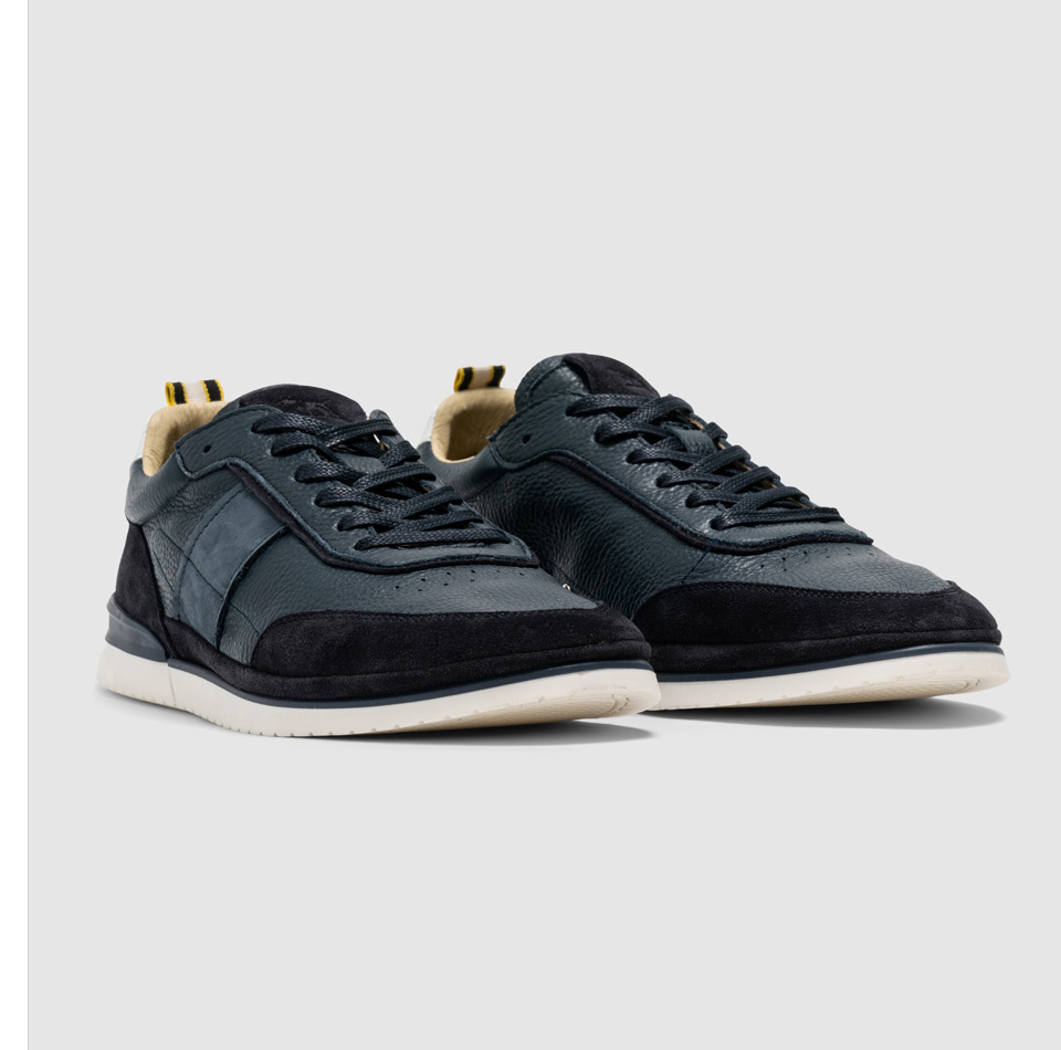 Rodd & Gunn men's sneakers.