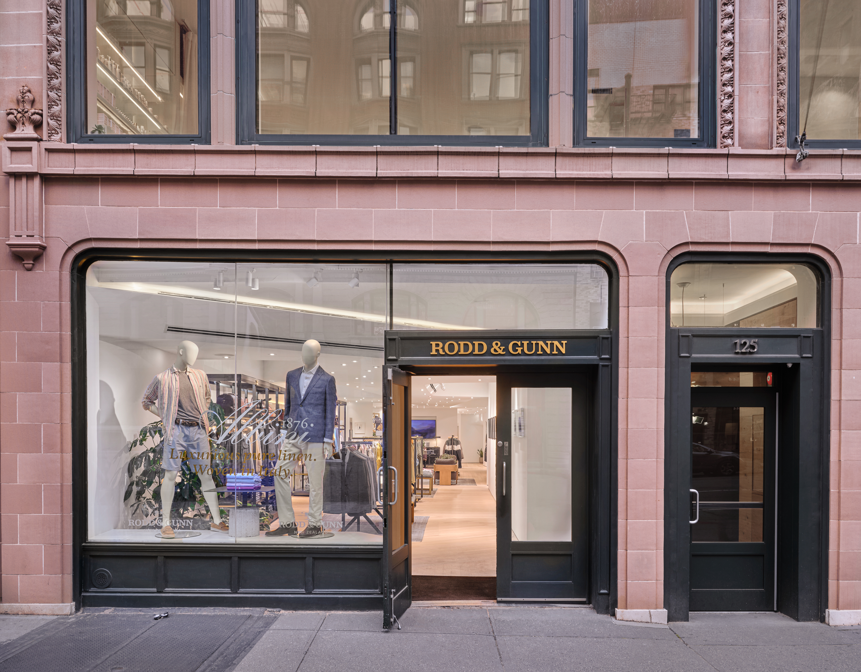 Rodd & Gunn Store