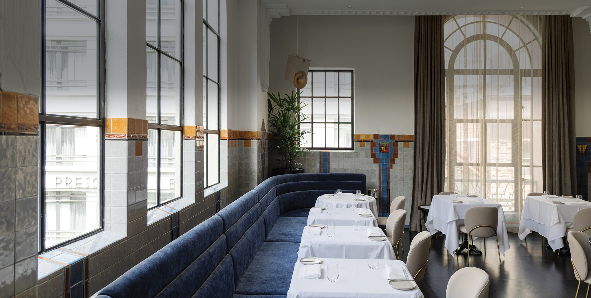 The Lodge Little Collins - Dining Room